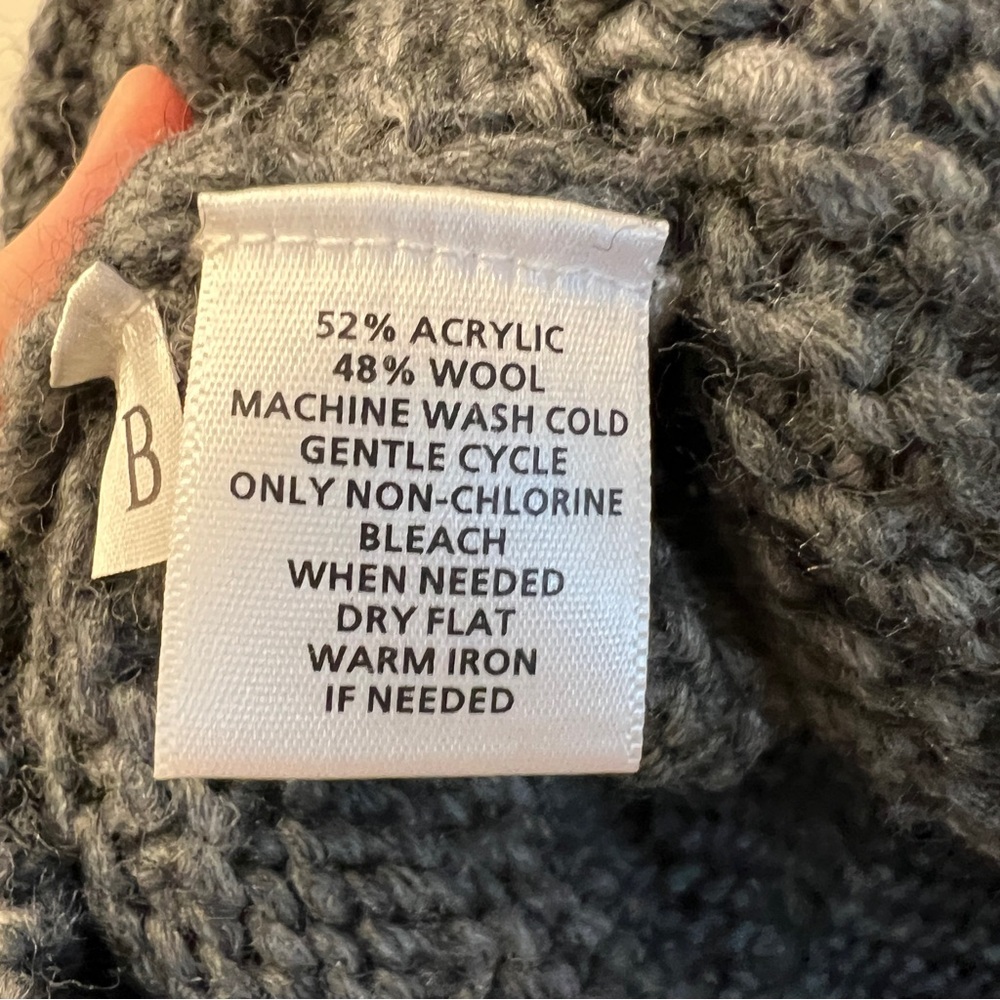 THE LOFT Turtleneck Cable Knit Sweater - Medium - Picture 7 of 11